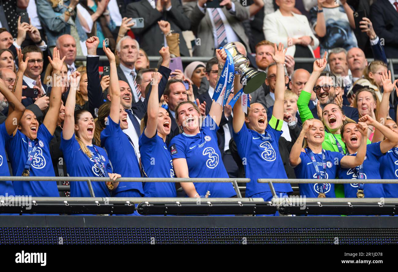 London, Großbritannien. 14. Mai 2023. 14. Mai 2023 - Chelsea gegen Manchester United - Vitality Frauen FA Cup - Finale - Wembley Stadium Chelsea feiert den Sieg beim Vitality Frauen FA Cup Finalspiel im Wembley Stadium, London. Bildkredit: Mark Pain/Alamy Live News Stockfoto