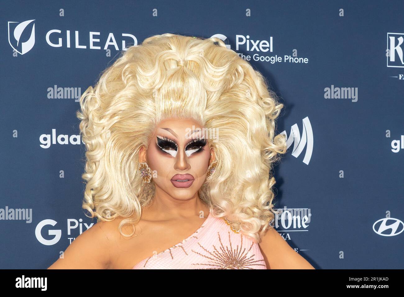 New York, Usa. 13. Mai 2023. TRIXIE Mattel nimmt an den GLAAD Media Awards 2023 im New York Hilton Midtown in New York City Teil. (Foto: Ron Adar/SOPA Images/Sipa USA) Guthaben: SIPA USA/Alamy Live News Stockfoto