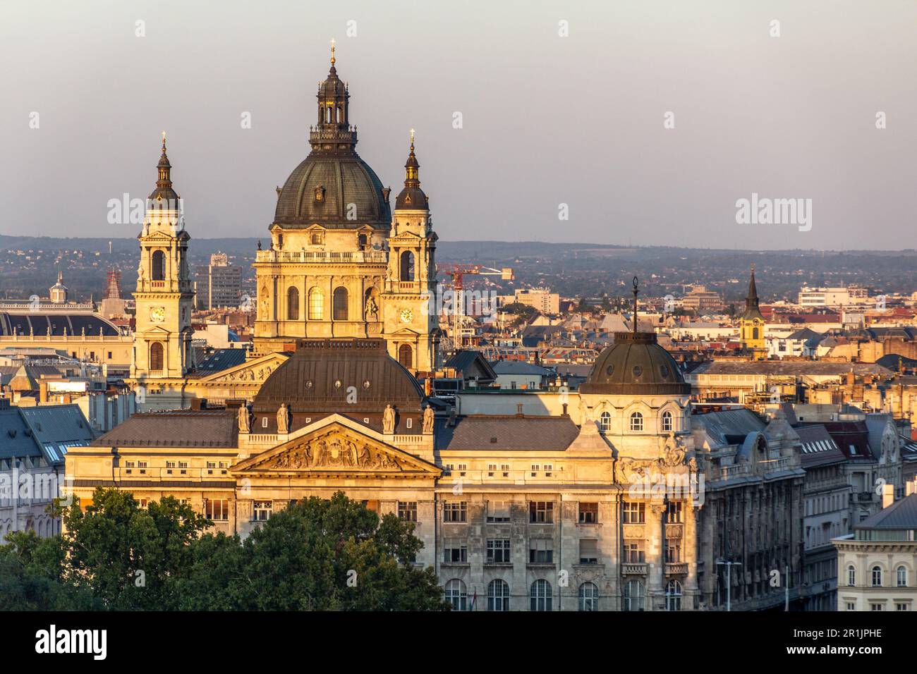 Blick auf die St.-Stephans-Basilika in Budapest, Ungarn Stockfoto