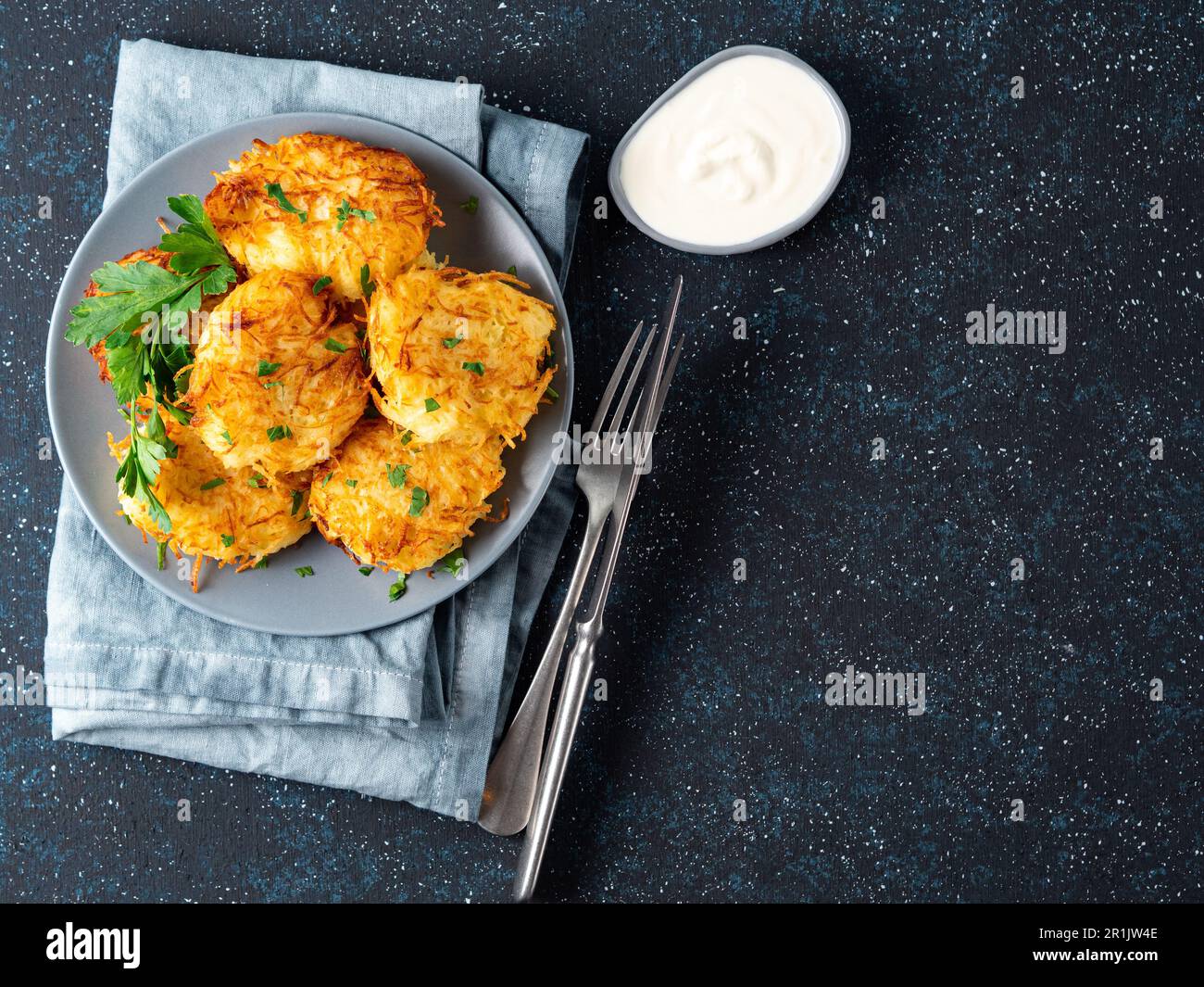Nahaufnahme von Kartoffelpfannkuchen. Kartoffeln Pfannkuchen Latkes ...