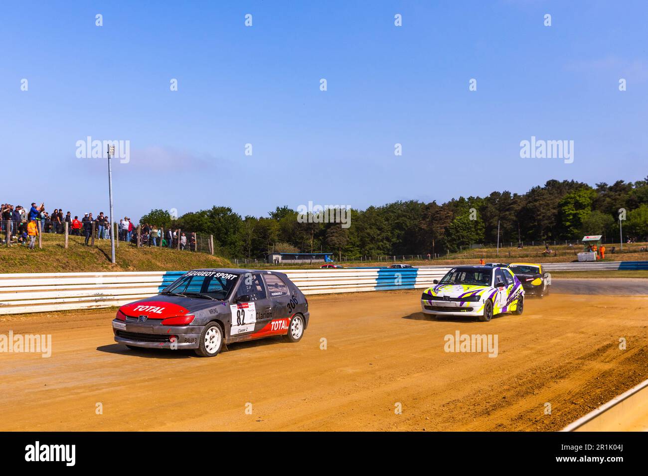 82 VANNIER Jonathan, HUIGNARD Flavien, Peugeot 306 S16, Aktion während der Fol'car de Mayenne, 4. Runde Championnat de France de Fol'Car 2023, vom 13. Bis 14. Mai 2023 auf dem Circuit de Châtillon-sur-Colmont, in Châtillon-sur-Colmont, Frankreich - Foto Damien Saulnier/DPPI Live Media Credit: DPPI Live Media Stockfoto