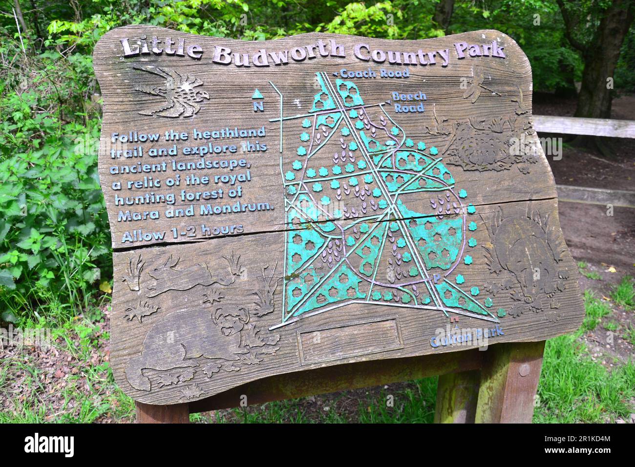 Schild für den Little Budworth Country Park, Cheshire, Großbritannien Stockfoto