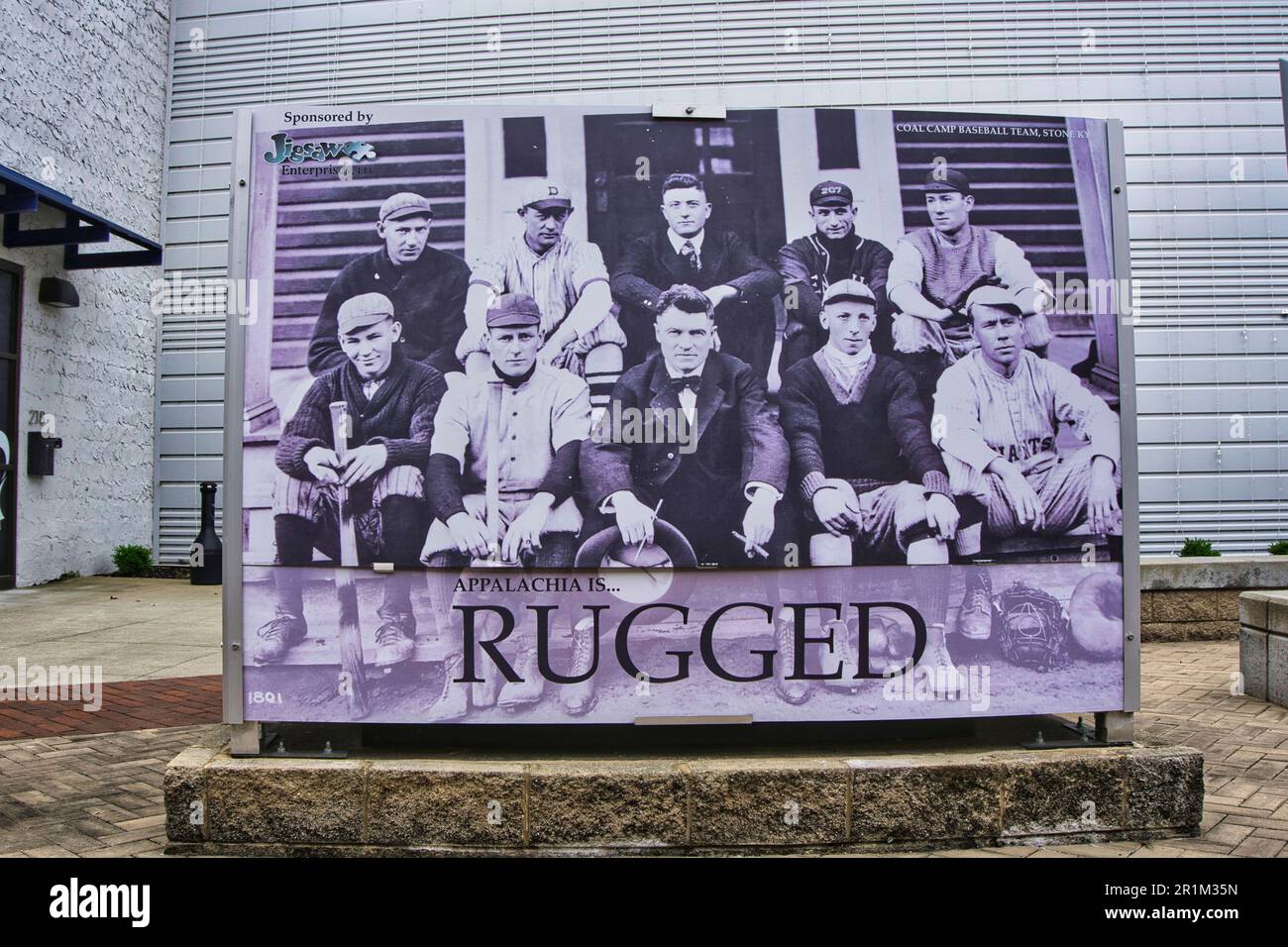 Straßenkunst in Pikeville Ky Coal Company Baseballteam-Image Stockfoto