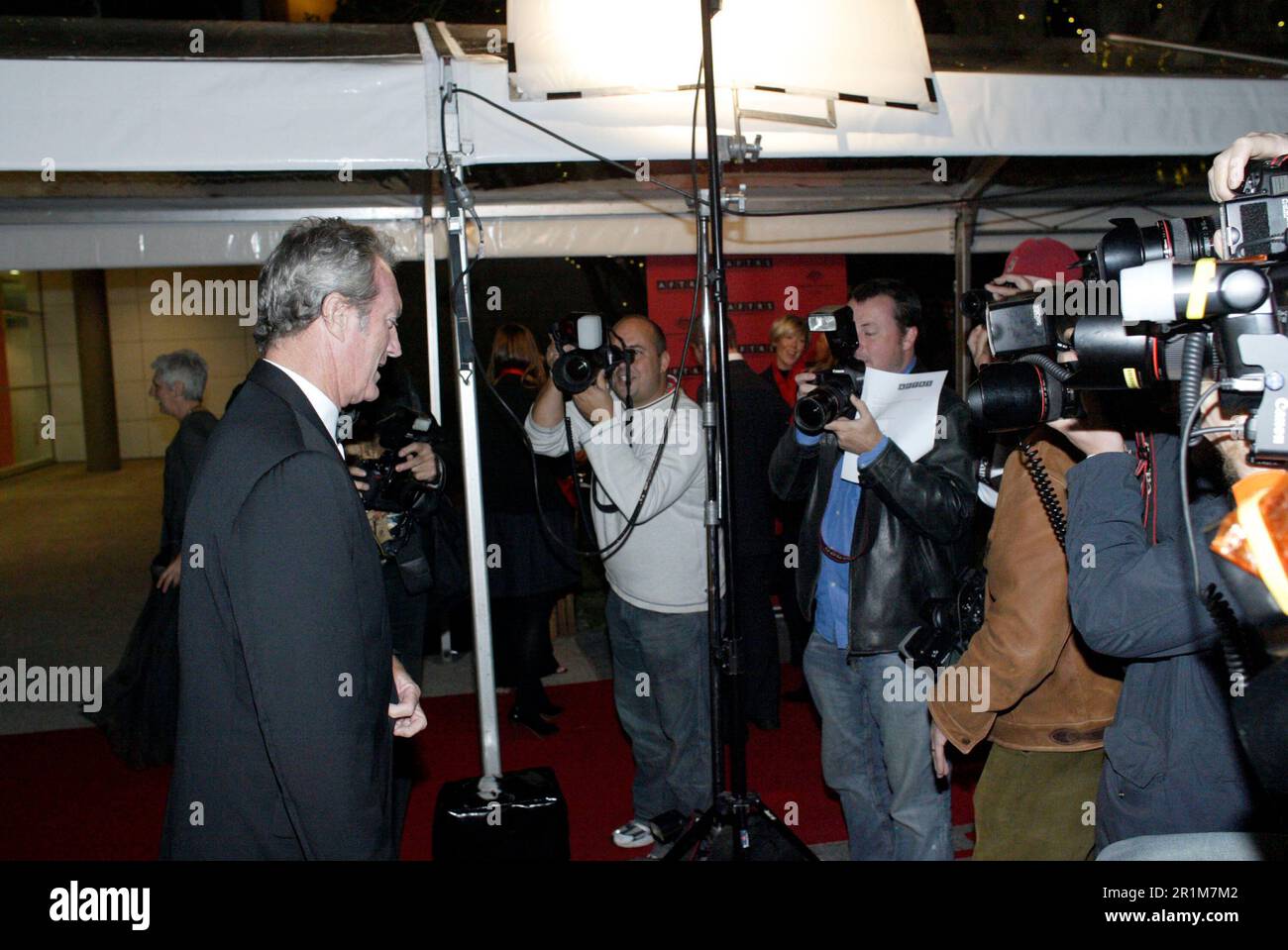 Bryan Brown die offizielle Eröffnung der Australian Film Television and Radio School (AFTRS), die jetzt in einem neuen hochmodernen Gebäude im Entertainment Quarter im Moore Park untergebracht ist. Sydney, Australien. 22.05.08. Stockfoto