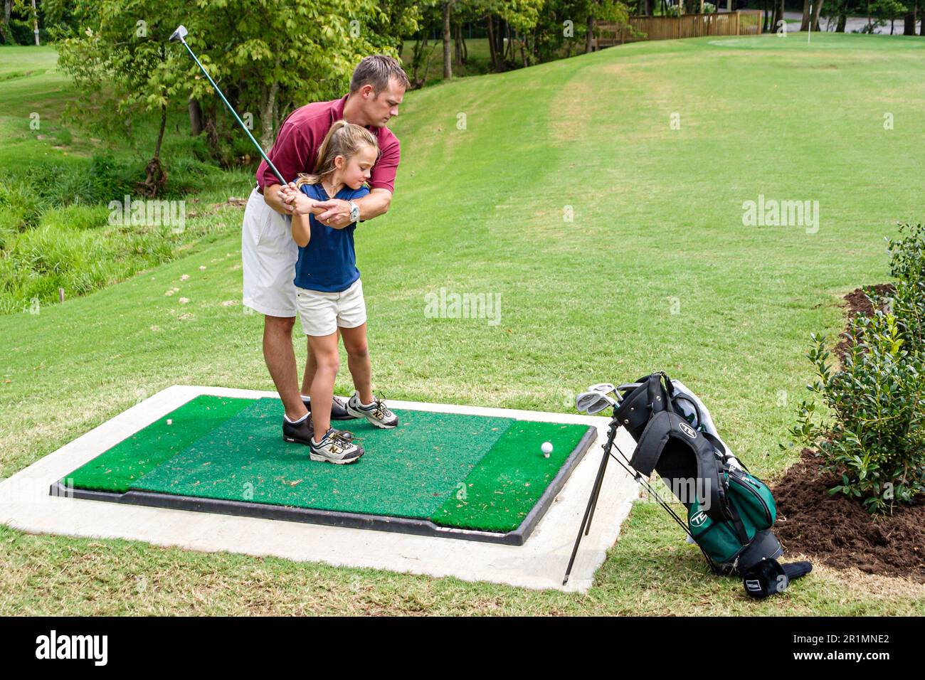 Sevierville Tennessee, Smoky Mountains, Par 3 Golfplatz, Sport, Sportler, Erholung, Spiel, Landschaft, Design, Golf, Können, Fahren, Putting, Grün, Sandfalle, f Stockfoto