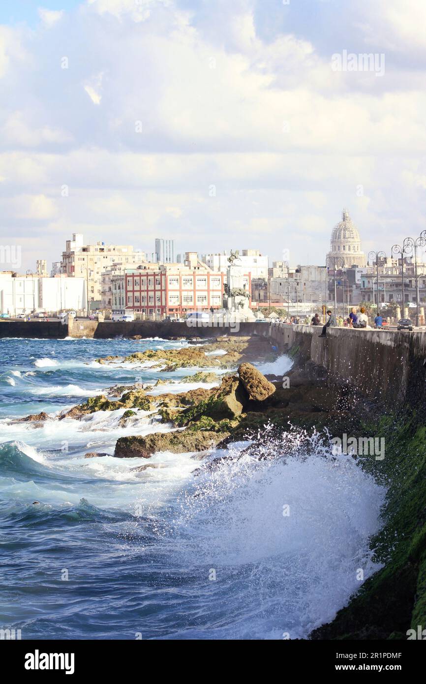 Kuba, Küste, Meer, Wellen, Surfen Stockfoto