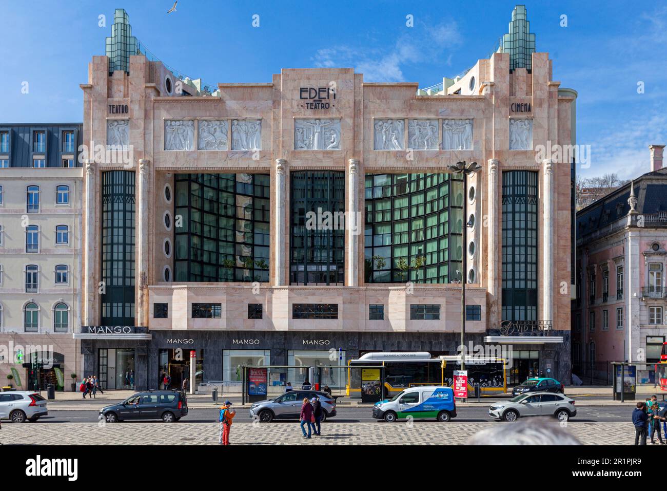 Eden Hotel am Restauradores Square. Ehemaliges Kino und Theater mit Art déco-Architektur von Cassiano Branco Stockfoto