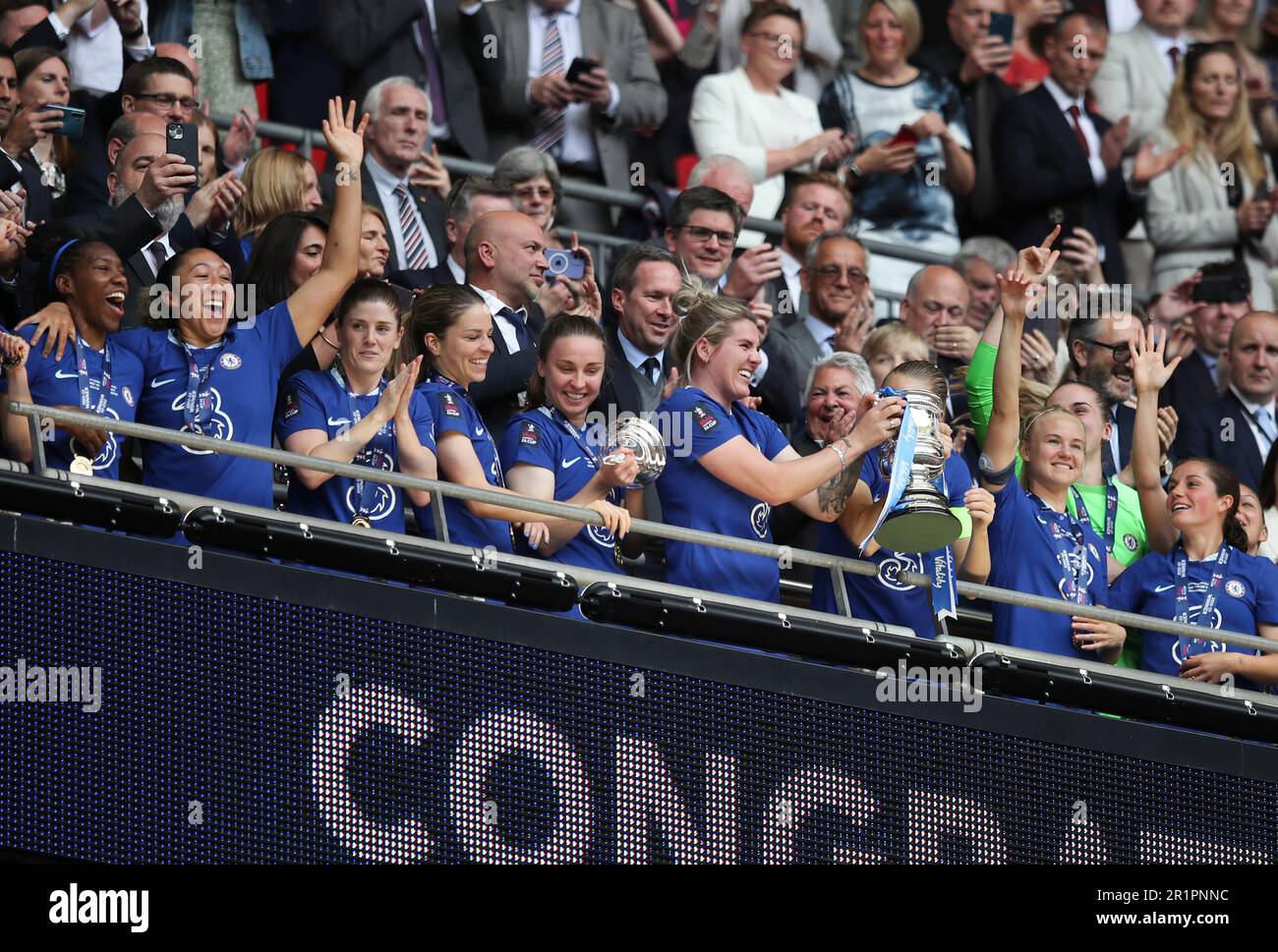 London, Großbritannien. Sonntag, 14. Mai 2023. London, Großbritannien. Chelsea feiert am Sonntag, den 14. Mai 2023, im Wembley Stadium in London den Sieg beim Vitality FA Cup-Finale zwischen Chelsea und Manchester United. (Foto: Tom West | MI News) Guthaben: MI News & Sport /Alamy Live News Stockfoto