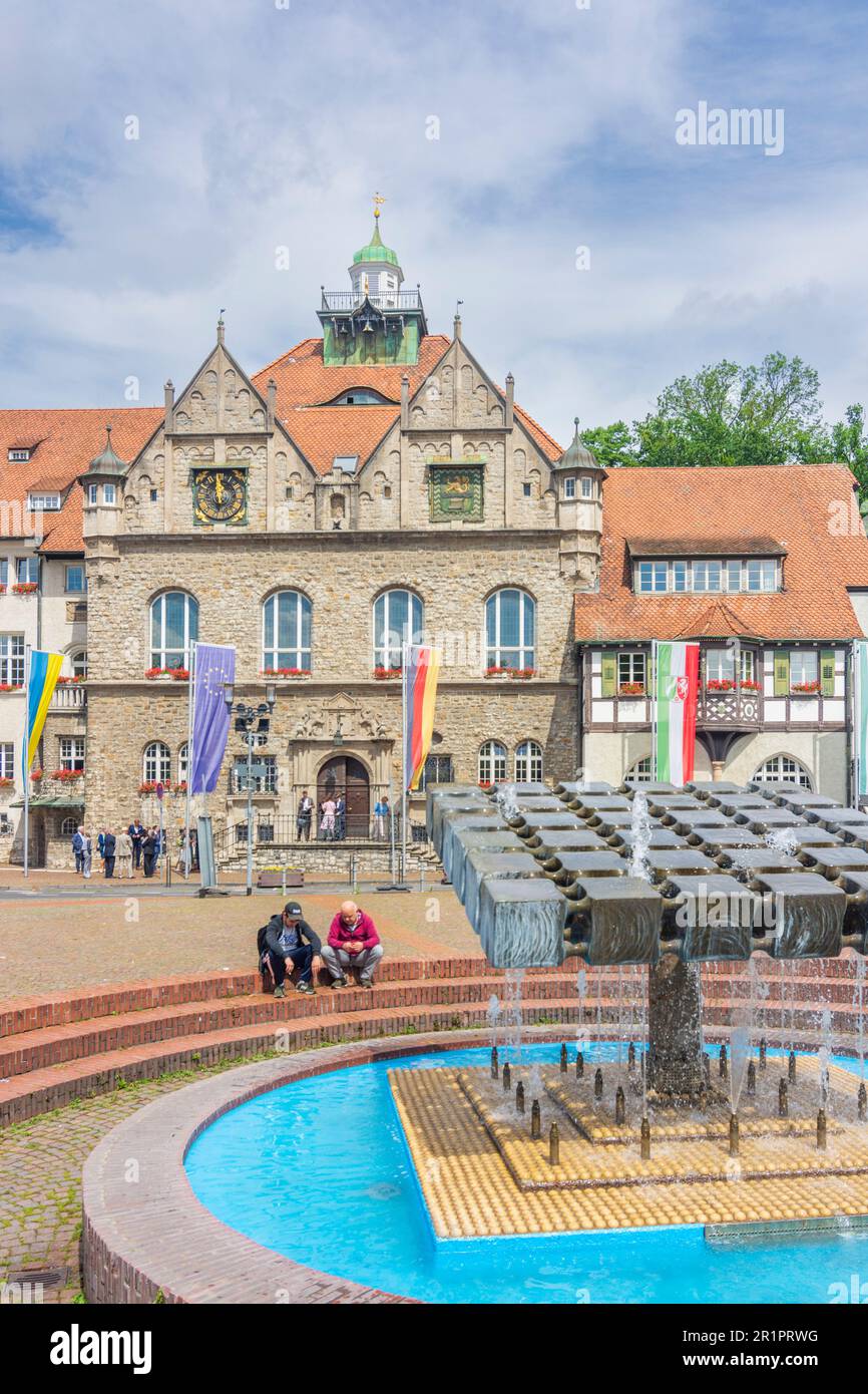 Bergisch Gladbach, Platz Konrad-Adenauer-Platz, Rathaus, Brunnen im Bergischen Land, Nordrhein-Westfalen, Deutschland Stockfoto