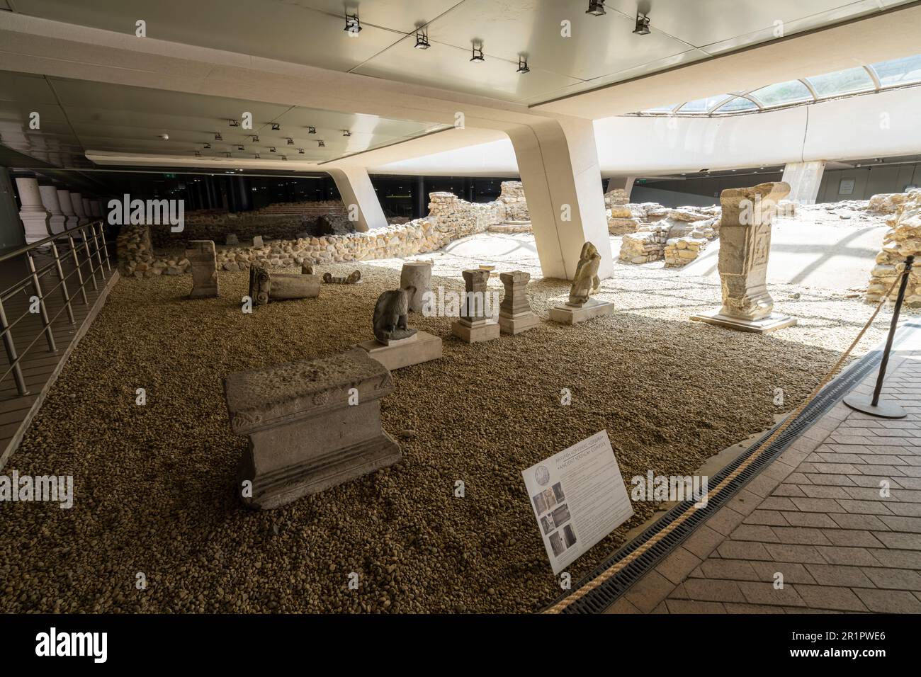 Sofia, Bulgarien. Mai 2023. Blick auf den archäologischen Komplex des antiken Serdika im Stadtzentrum Stockfoto