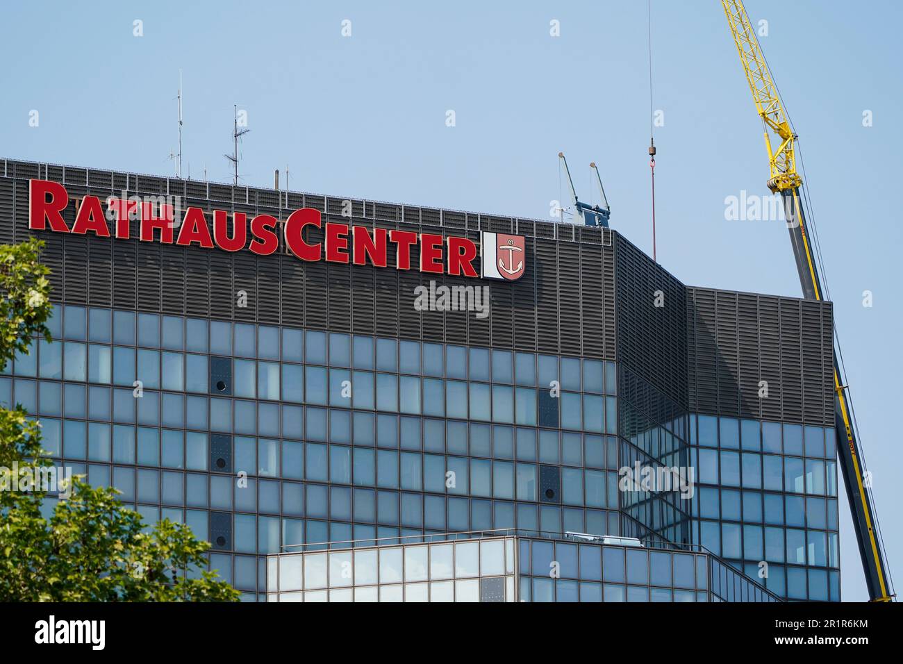 Ludwigshafen, Deutschland. 15. Mai 2023. Die Aufschrift „Rathaus Center ...