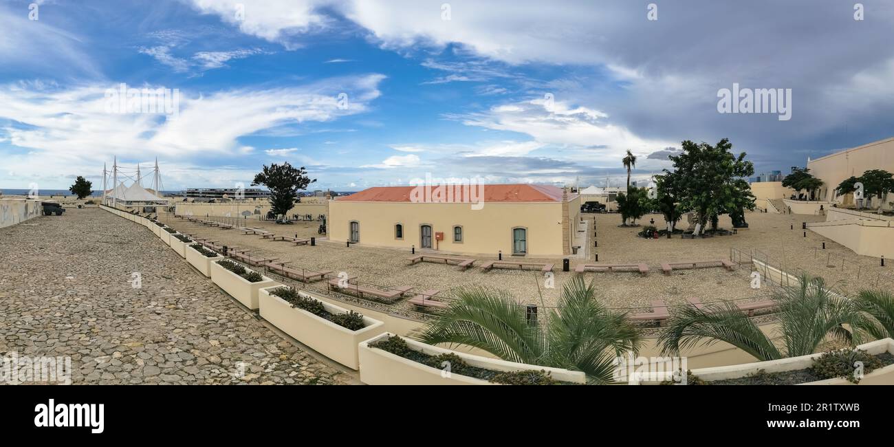 Luanda Angola 03 24 2023 Uhr Atemberaubender Panoramablick auf die