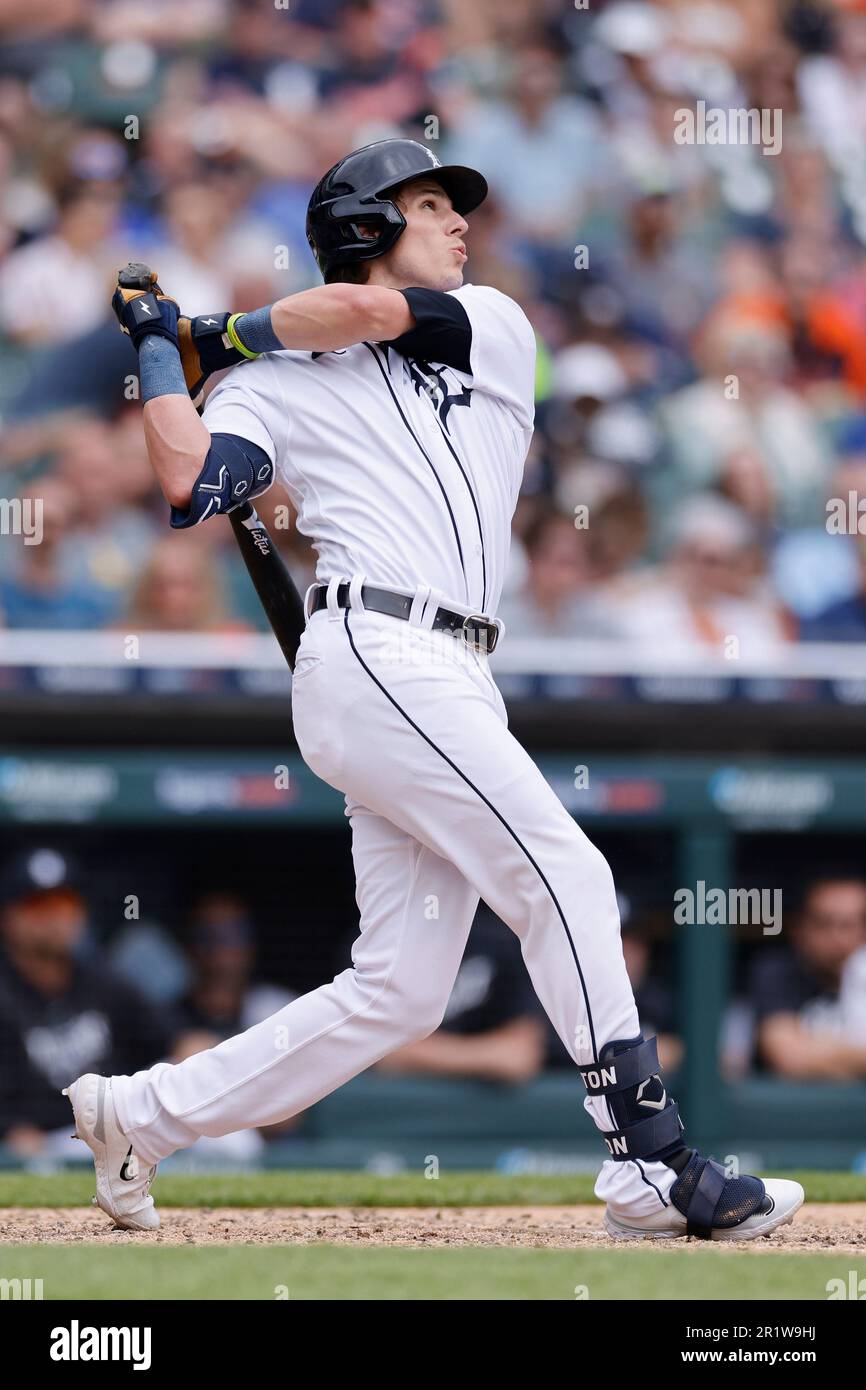 DETROIT, MI - Detroit Tigers ernannten den Hitter Nick Maton (9) Bats während eines Major League Baseballspiels gegen die Seattle Mariners am 13. Mai 2023 im Comerica Park in Detroit. (Foto: Joe Robbins/Image of Sport) Stockfoto