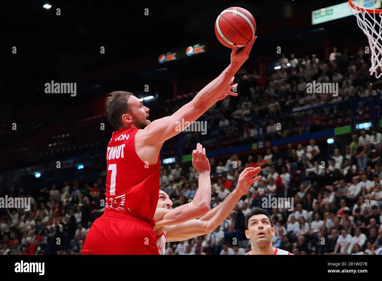 Mediolanum Forum, Assago (MI), Italien, 15. Mai 2023, Stefano Tonut (EA7 Emporio Armani Olimpia Milano) während Playoff - EA7 Emporio Armani Milano vs Carpegna Prosciutto Pesaro - Italienische Basketball Serie A Championship Credit: Live Media Publishing Group/Alamy Live News Stockfoto