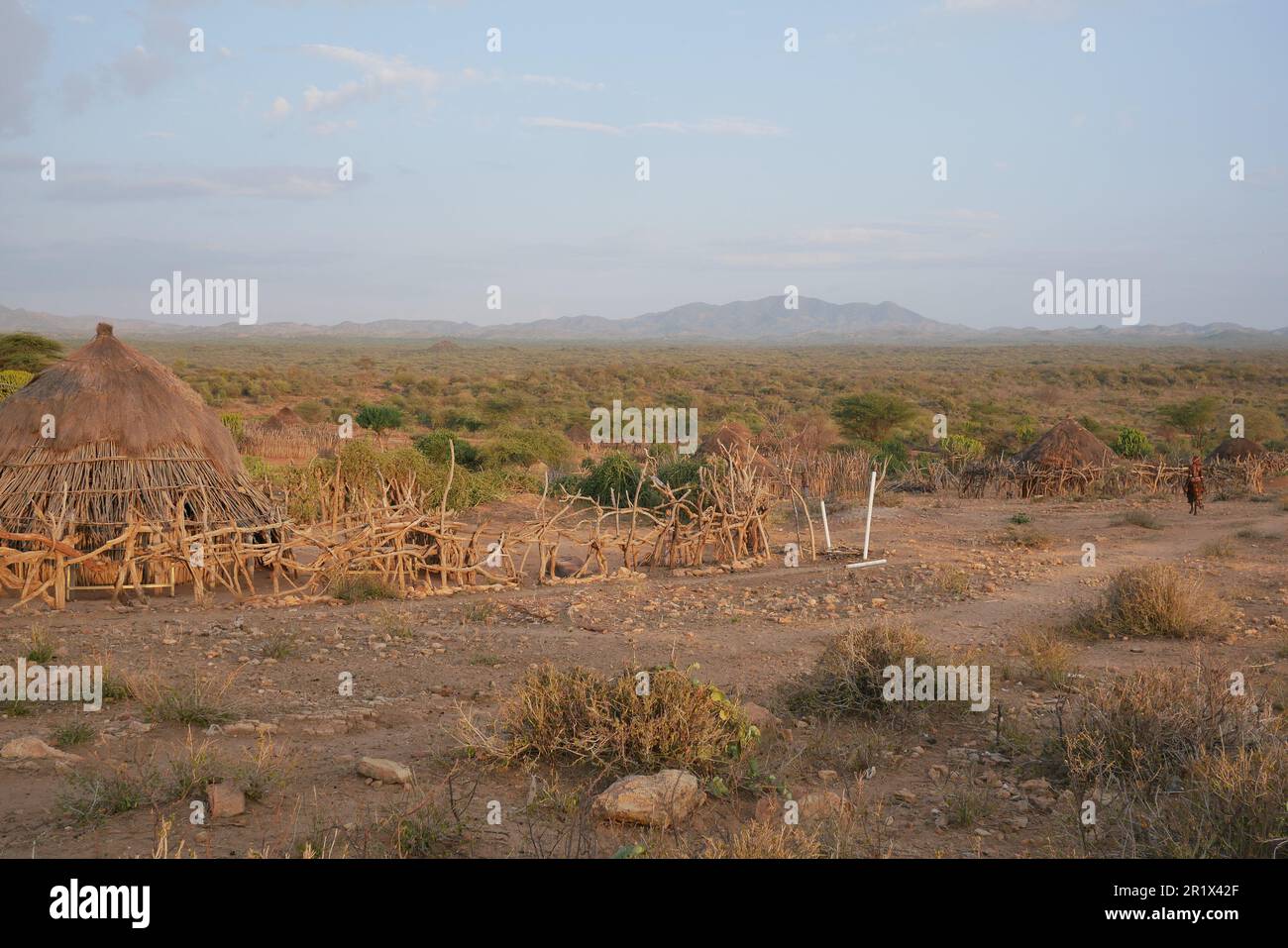 Hamar-Stammesdorf in der Wildnis des Omo-Tals, Äthiopien Stockfoto