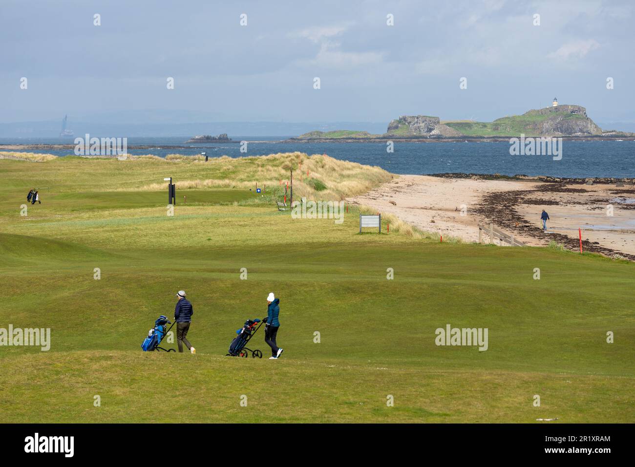 North Berwick Golf Club mit Fidra Island im Hintergrund Stockfoto