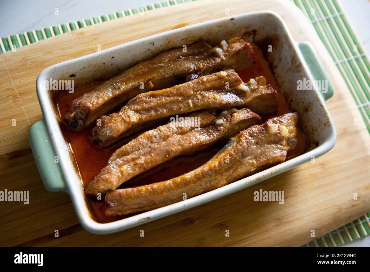 Gebacken oder geschmort -Fotos und -Bildmaterial in hoher Auflösung – Alamy