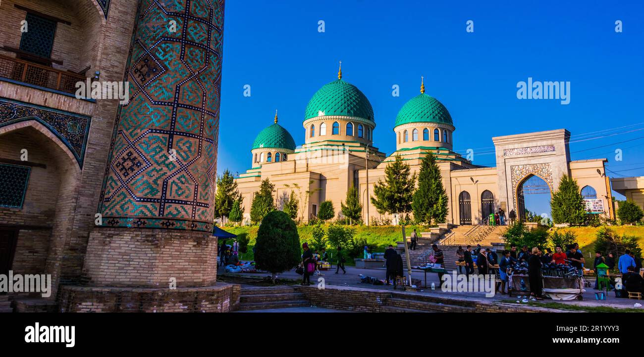 Taschkent, Usbekistan - Apr 28, 2019: koscha Ahror Valiy Moschee wie der Jama oder Dzhuma Moschee in Taschkent, Usbekistan bekannt Stockfoto