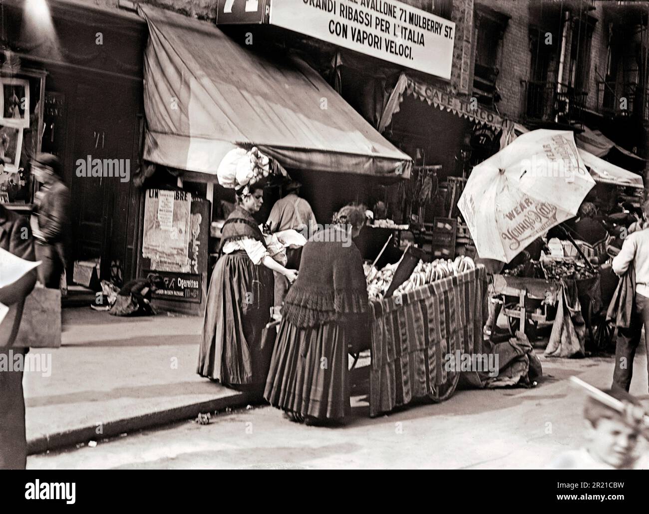 USA New York - Italienischer Markt in der Mulberry Street zwischen 1900 -1910 und 30 Uhr Stockfoto
