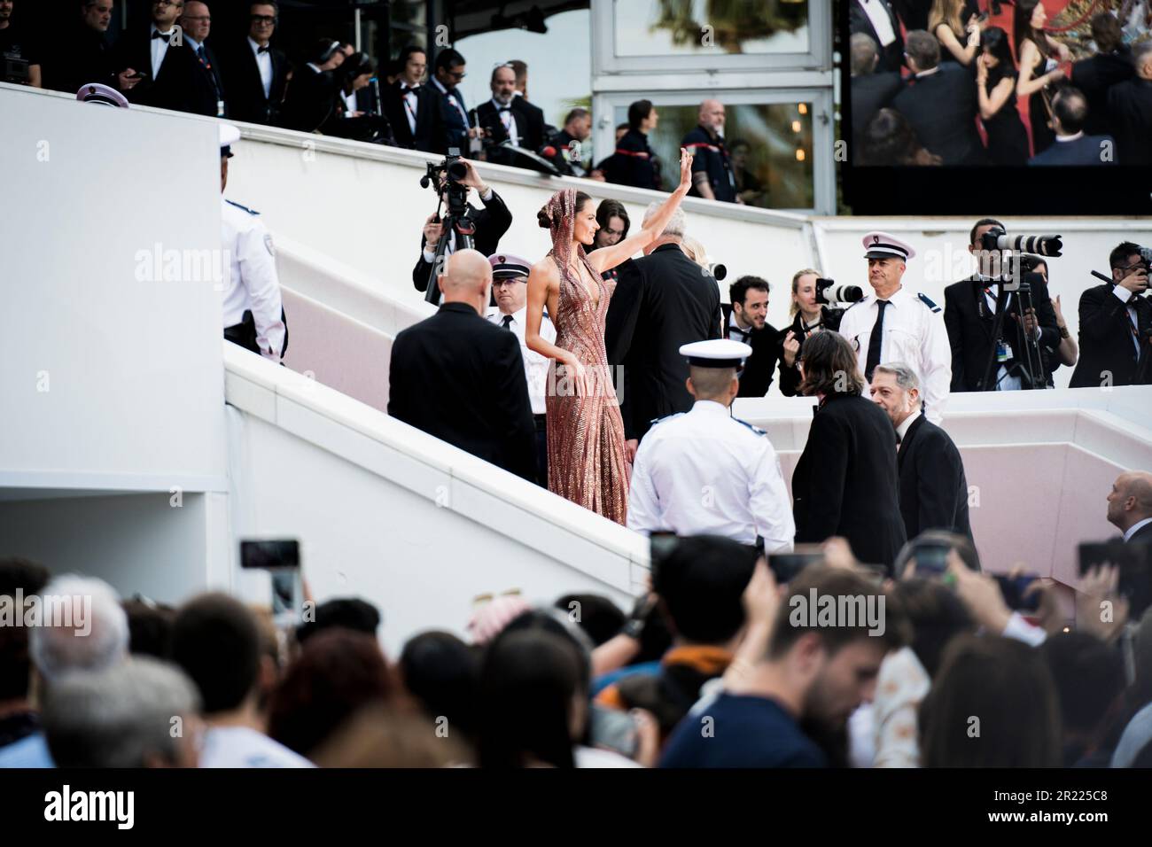 Cannes, Frankreich, 16. Mai 2023, Alessandra Ambrosio besucht den roten Teppich des Festival de Cannes Stockfoto