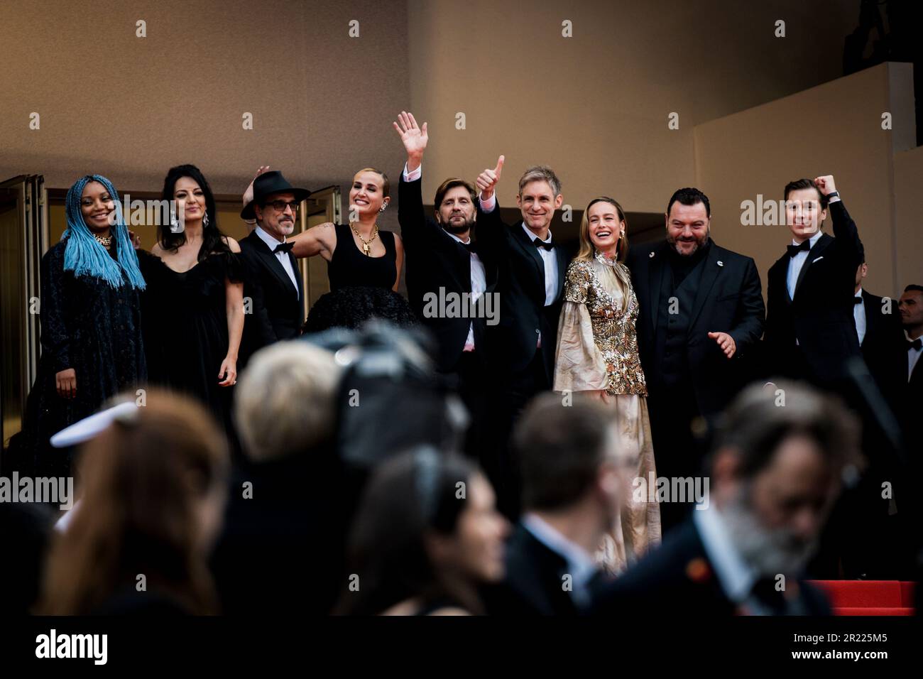 Cannes, Frankreich, 16. Mai 2023, Mitglieder der Jury Rungano Nyoni, Maryam Touzani, Atiq Rahimi, Julia Ducournau, Präsidentin der Jury Ruben Östlund, D. Stockfoto