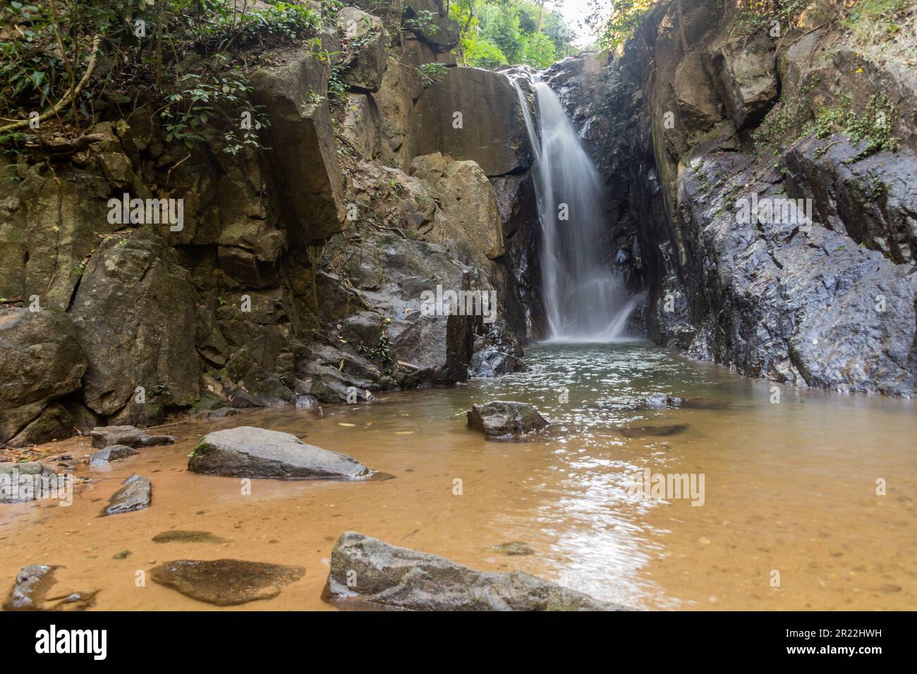 Huai Mae Sai Wasserfall in der Nähe von Chiang Rai, Thailand Stockfoto