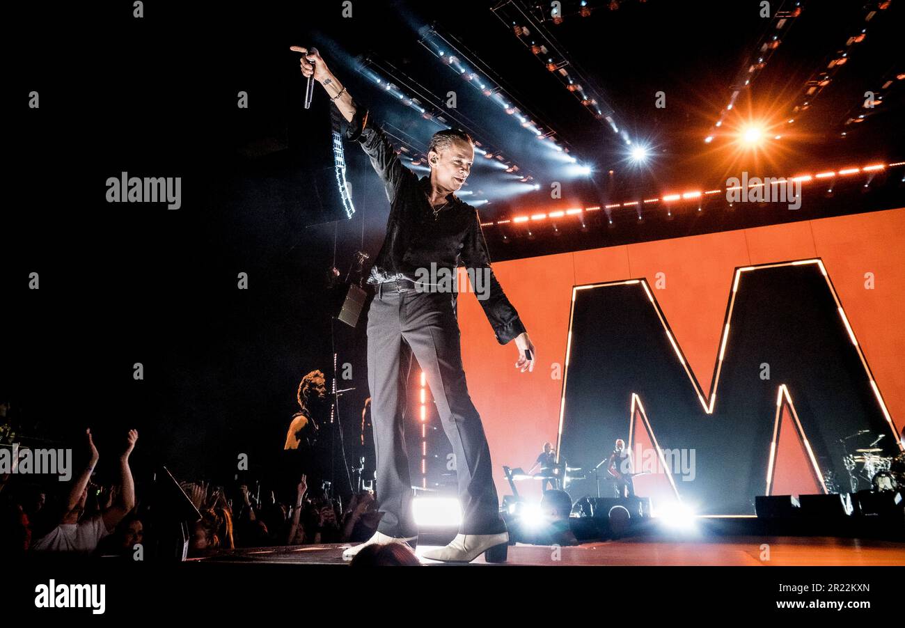 Depeche Mode tritt am 16. Mai 2023 live in Amsterdam auf und eröffnet die Europatour Stockfoto