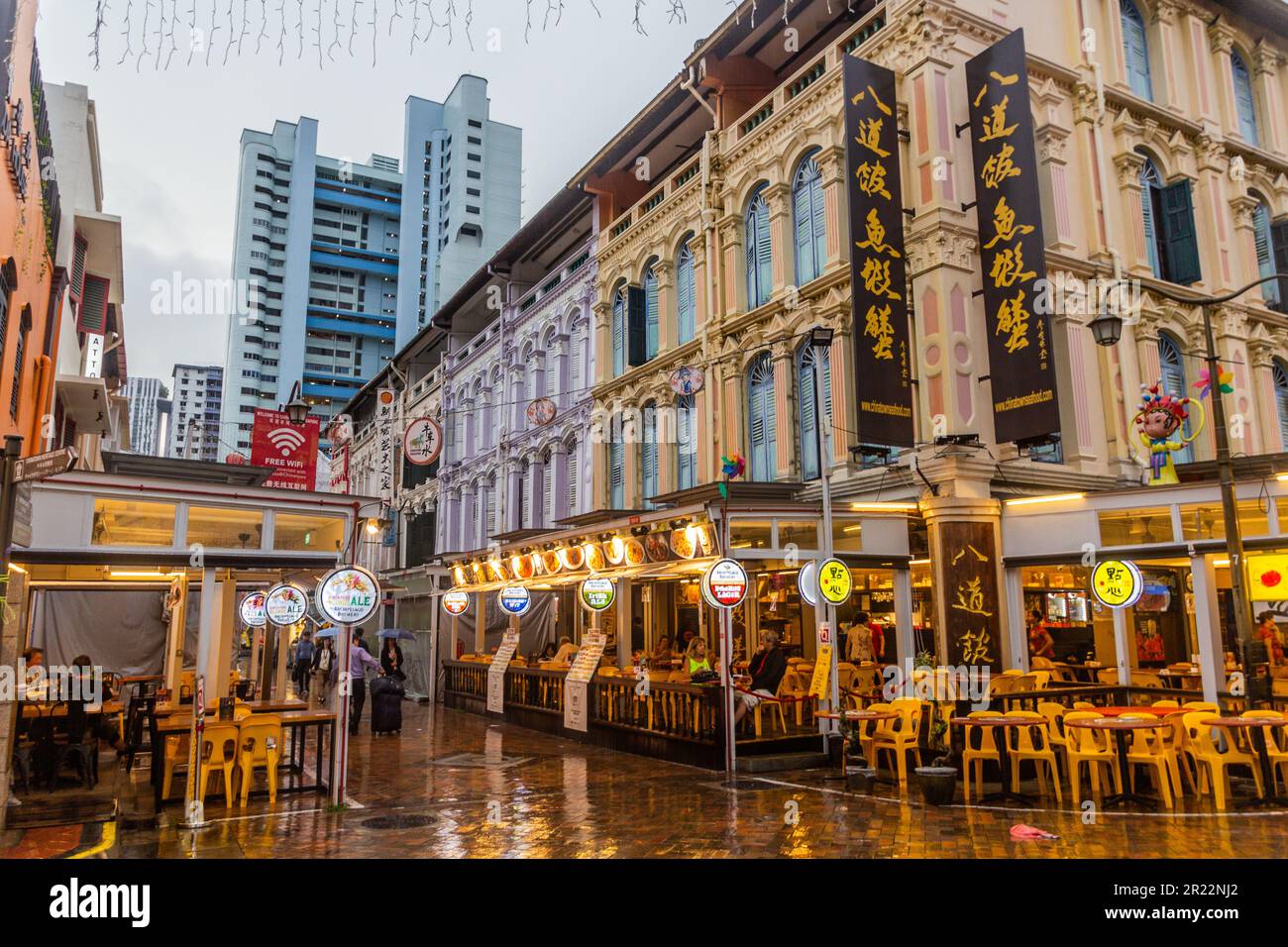 SINGAPUR, SINGAPUR - 17. DEZEMBER 2019: Gassen der Chinatown in Singapur Stockfoto