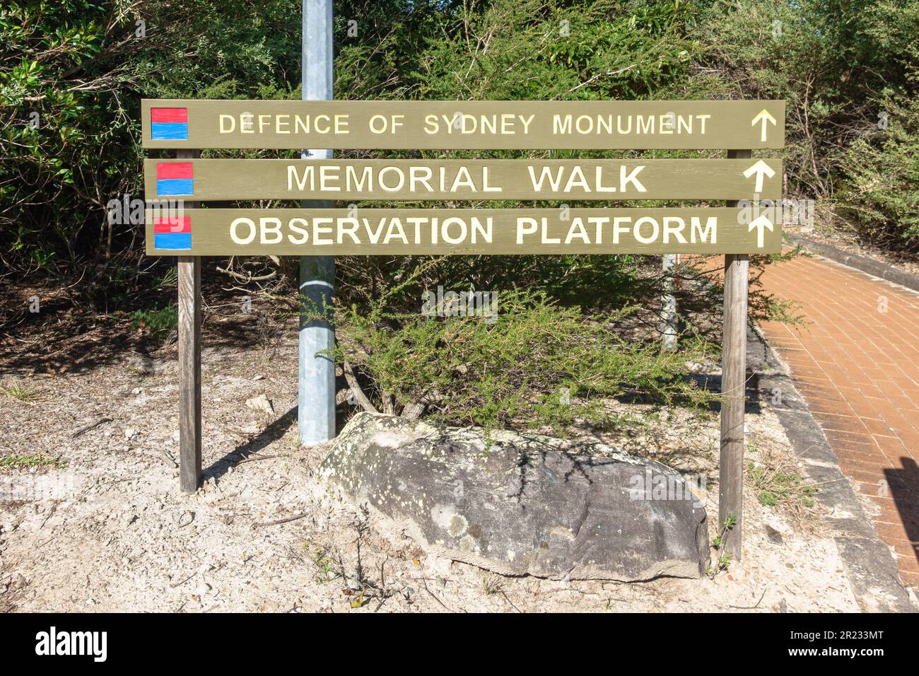 Ein Schild mit Hinweisen auf den Australia's Memorial Walk am North Head Sanctuary in Manly, Sydney Stockfoto