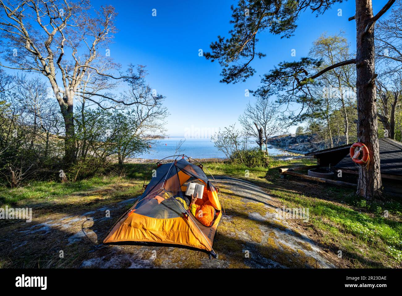 Kajakfahren und Camping auf der Insel Gunnarsörarna, Hanko, Finnland Stockfoto