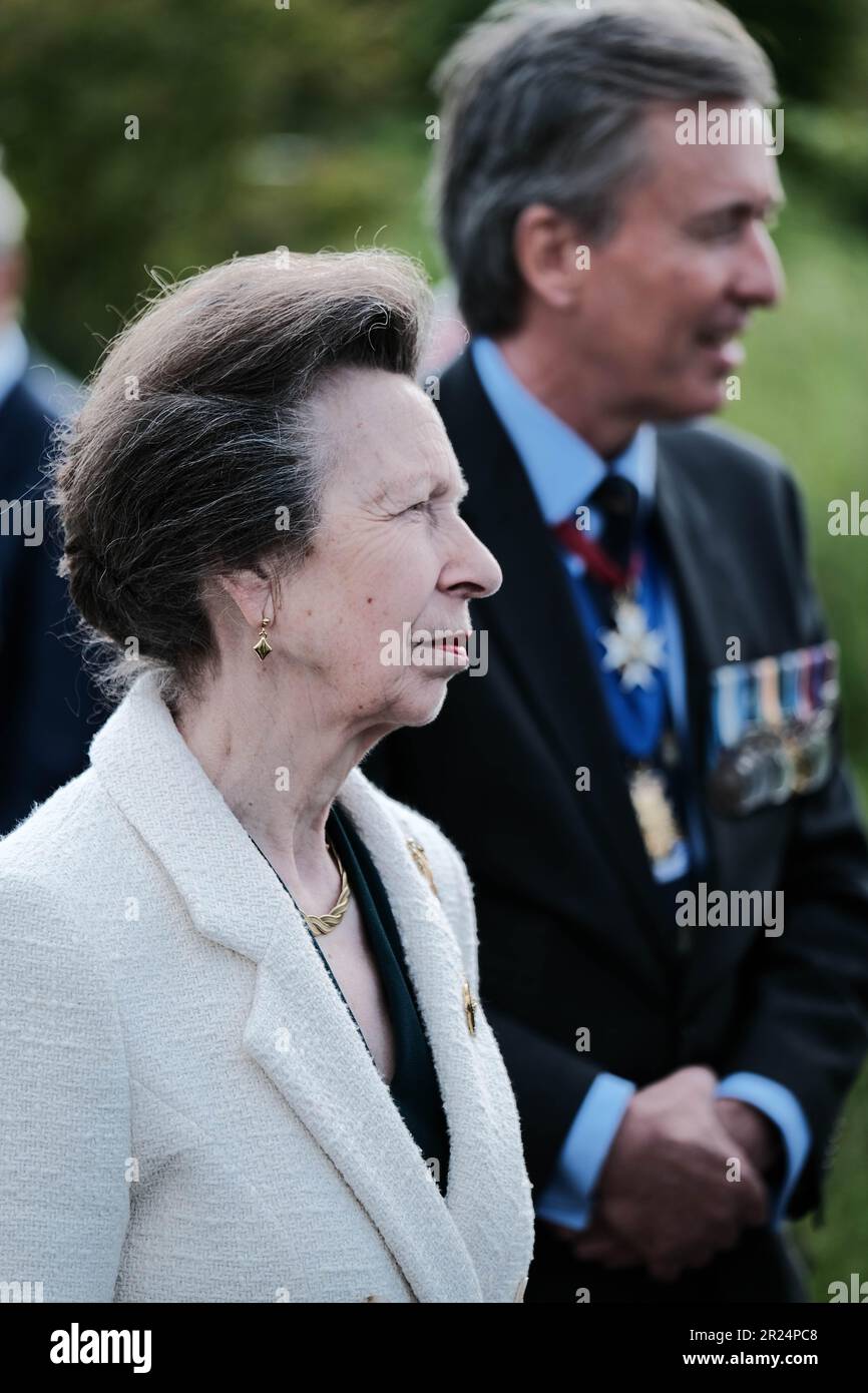 National Memorial Arboretum, Großbritannien. 16. Mai 2023 HRH die Prinzessin Royal feiert den 60. Jahrestag der Royal British Legions, an dem der letzte Soldat aus dem National Service entlassen wurde, und trifft Soldaten und Frauen, die in den verschiedenen Konflikten dienten. Credit Mark Lear/Alamy Live News Stockfoto