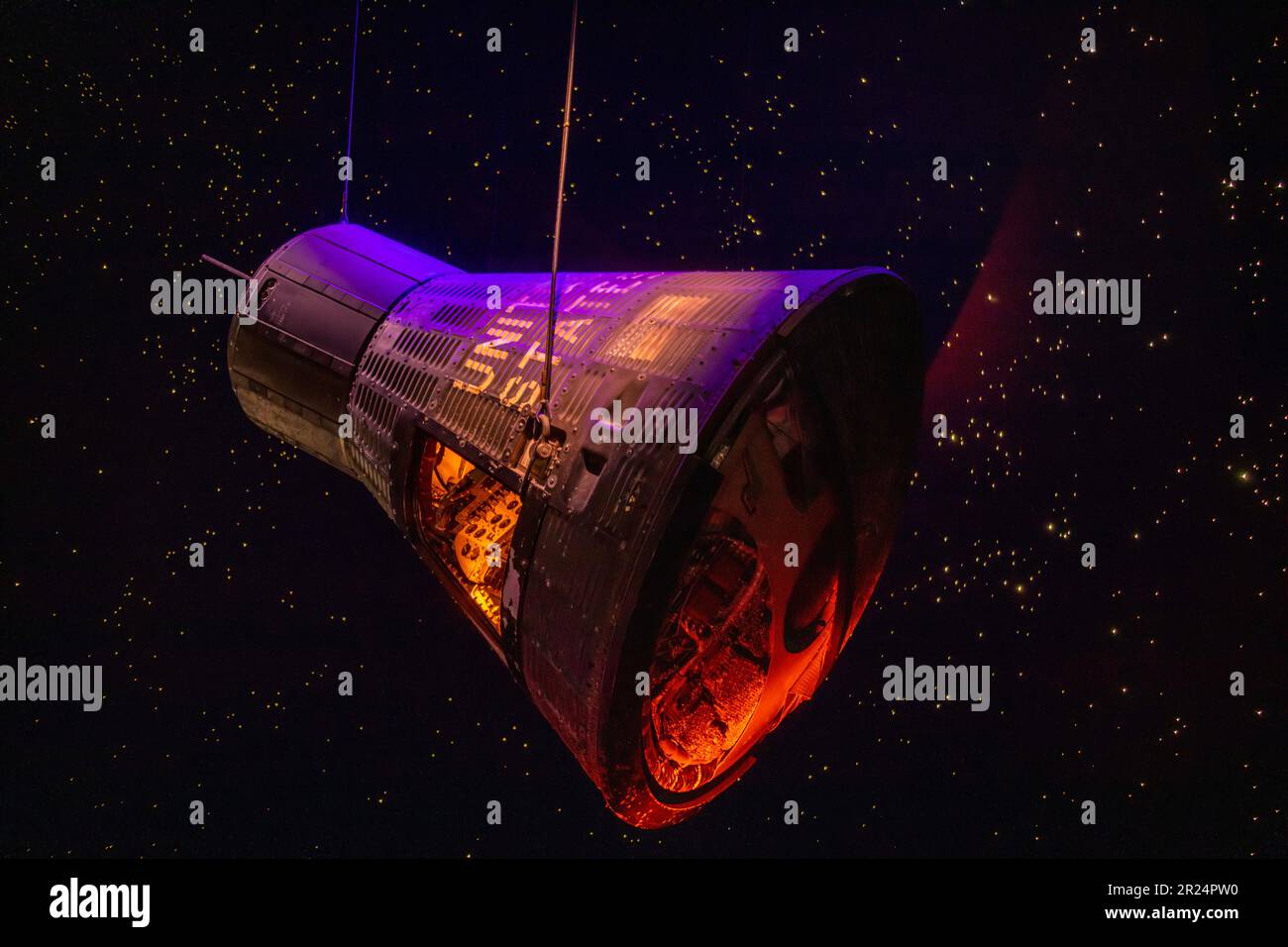 Houston USA 4. Februar 2023: Die Faith 7-Kapsel im Space Center Houston. Es gehört zur Mercury-Atlas 9 Mission der USA Mercury-Programm. Stockfoto