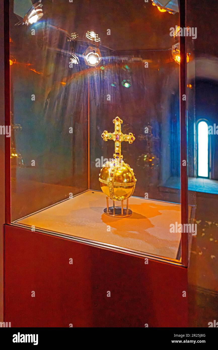 Burg Trifels, Reichinsignien, Reichsapfel Stockfoto