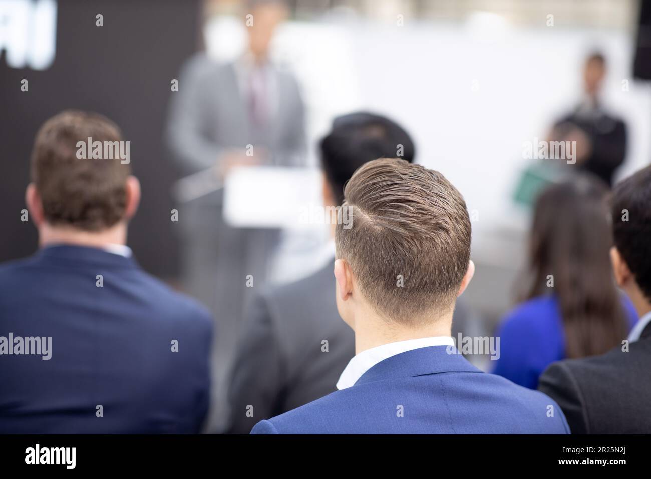 Geschäftskonferenz und -Präsentation oder internationales politisches Treffen Stockfoto