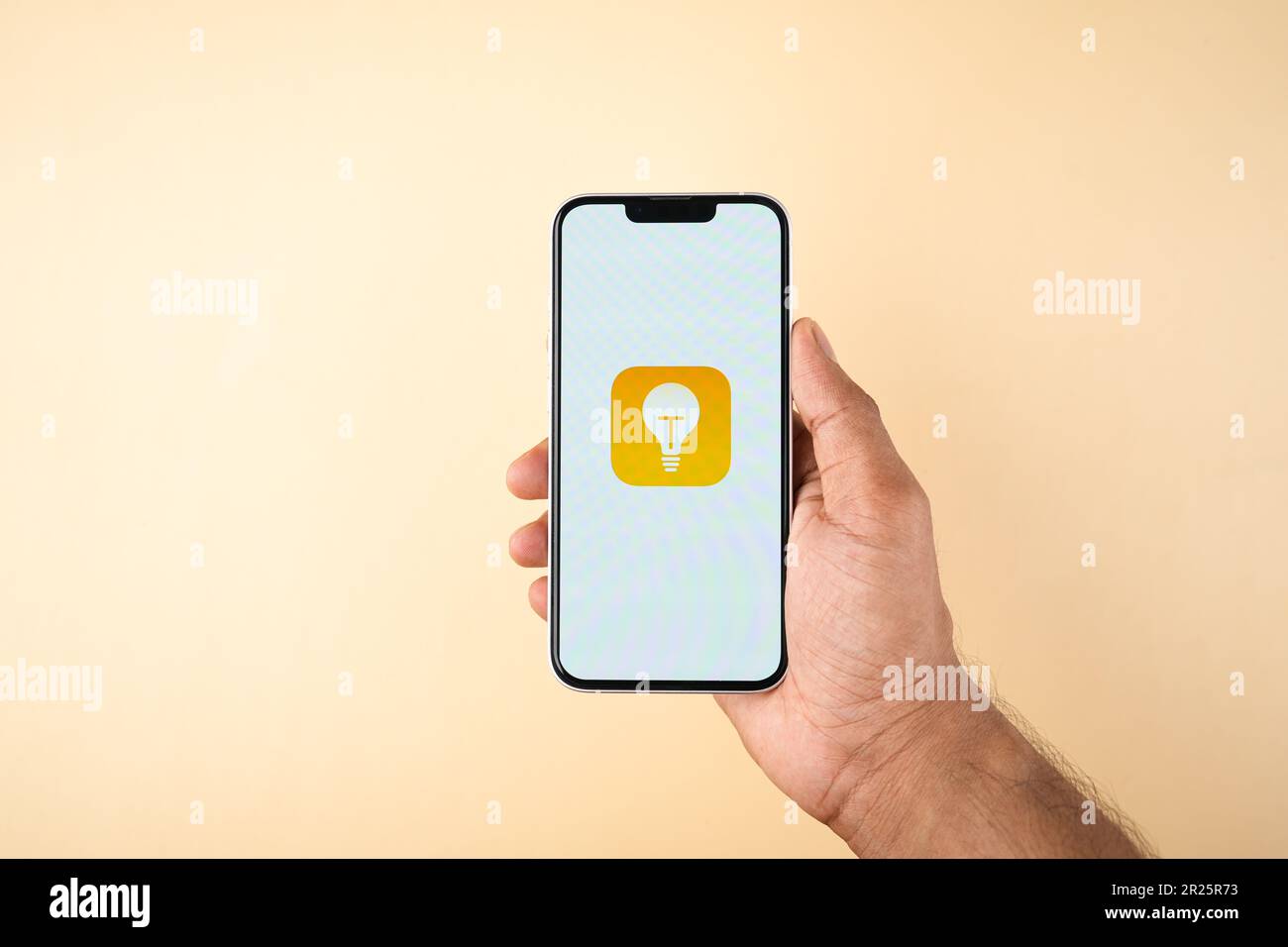 West Bangal, Indien - 20. Februar 2023 : Apple Tips-App auf dem Bildschirm Stock image. Stockfoto