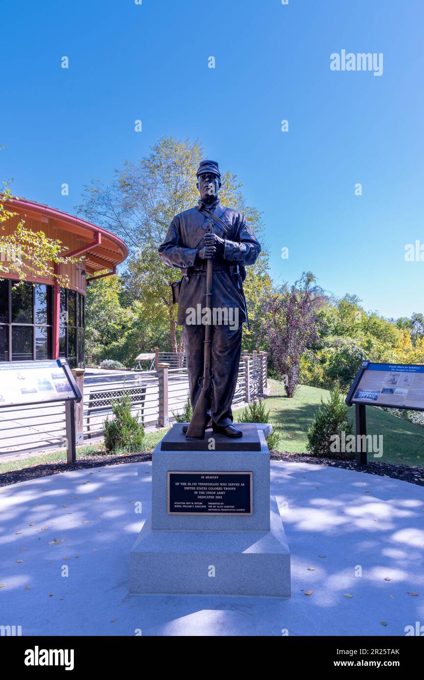 Bronzestatue auf Granitbasis in Tennessee, enthüllt im Juni 2022 zu Ehren der schwarzen Soldaten und der USA Farbige Truppen für die Rolle, die sie im Bürgerkrieg spielten. Stockfoto