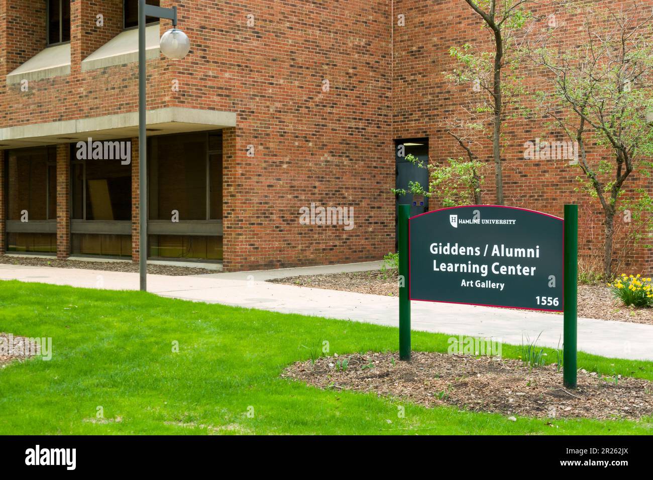 ST. PAUL, MN, USA - 16. MAI 2023: Giddens Alumni Learning Center an der Hamline University. Stockfoto