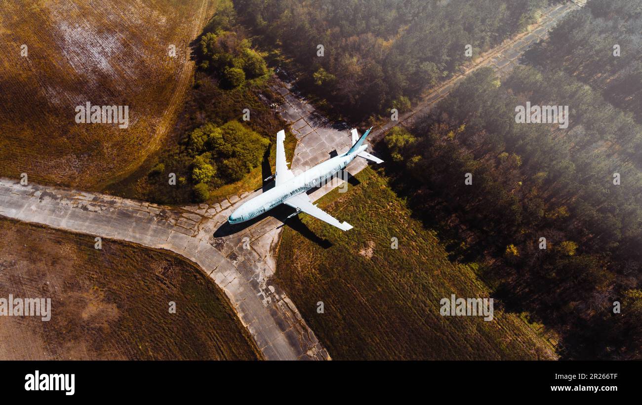 Drohnenfotografie eines Flugzeugfriedhofs in North Carolina Stockfoto