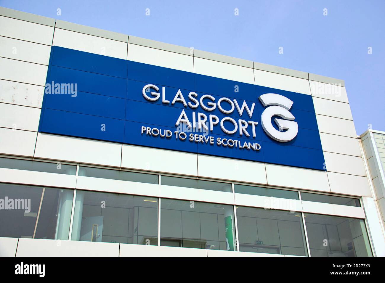 Schild zum Flughafen glasgow Stockfoto