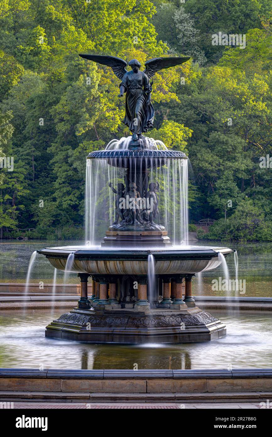Bethesda-Brunnen (Engel der Wasserskulptur), Bethesda-Terrasse. Central Park, Manhattan, New York, USA Stockfoto