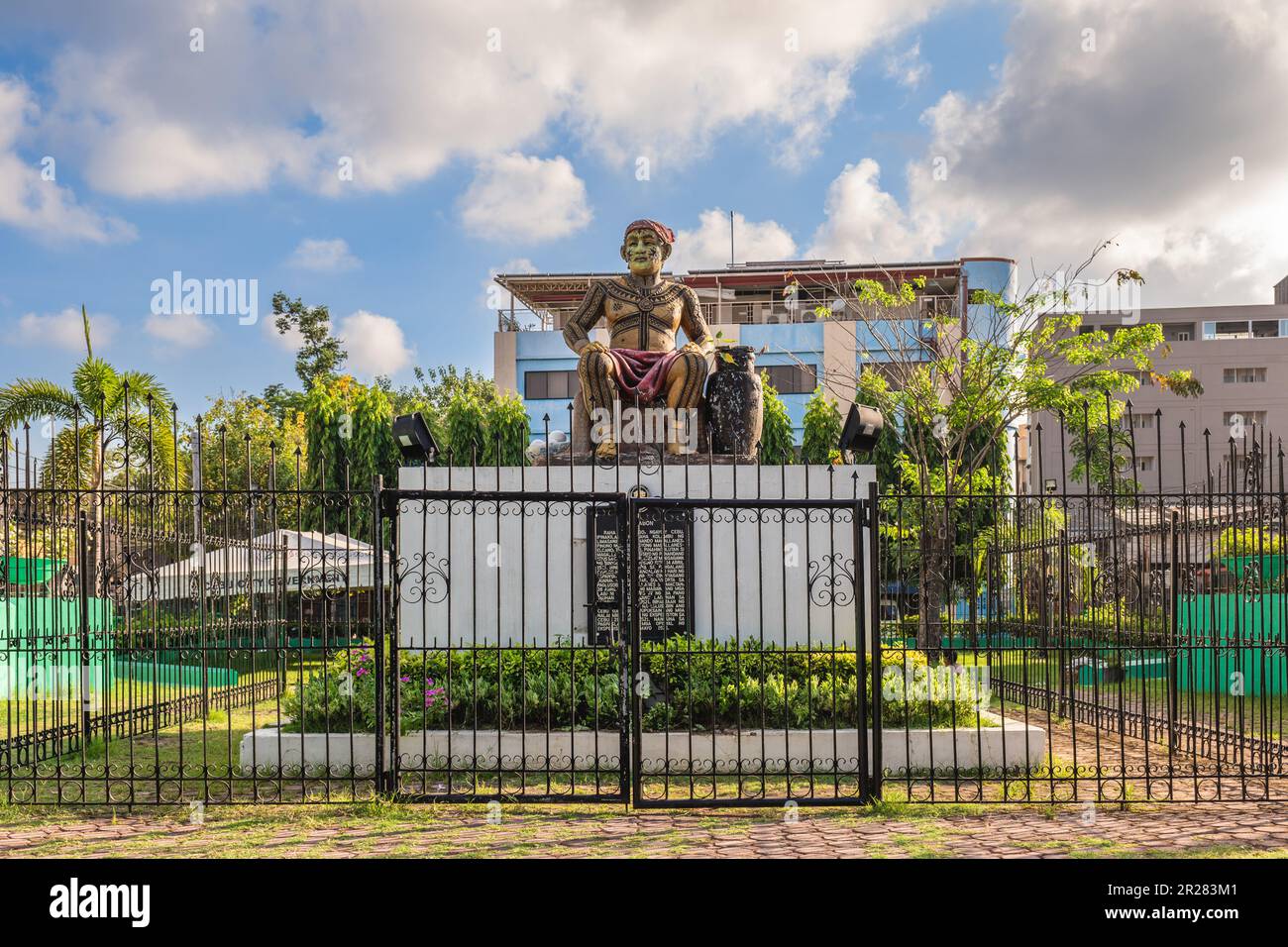 8. Mai 2023: Rajah Humabon Monument in Cebu, Philippinen. Es ehrt Rajah Humabon, den ersten philippinischen Häuptling, der das Christentum im Land umarmt Stockfoto