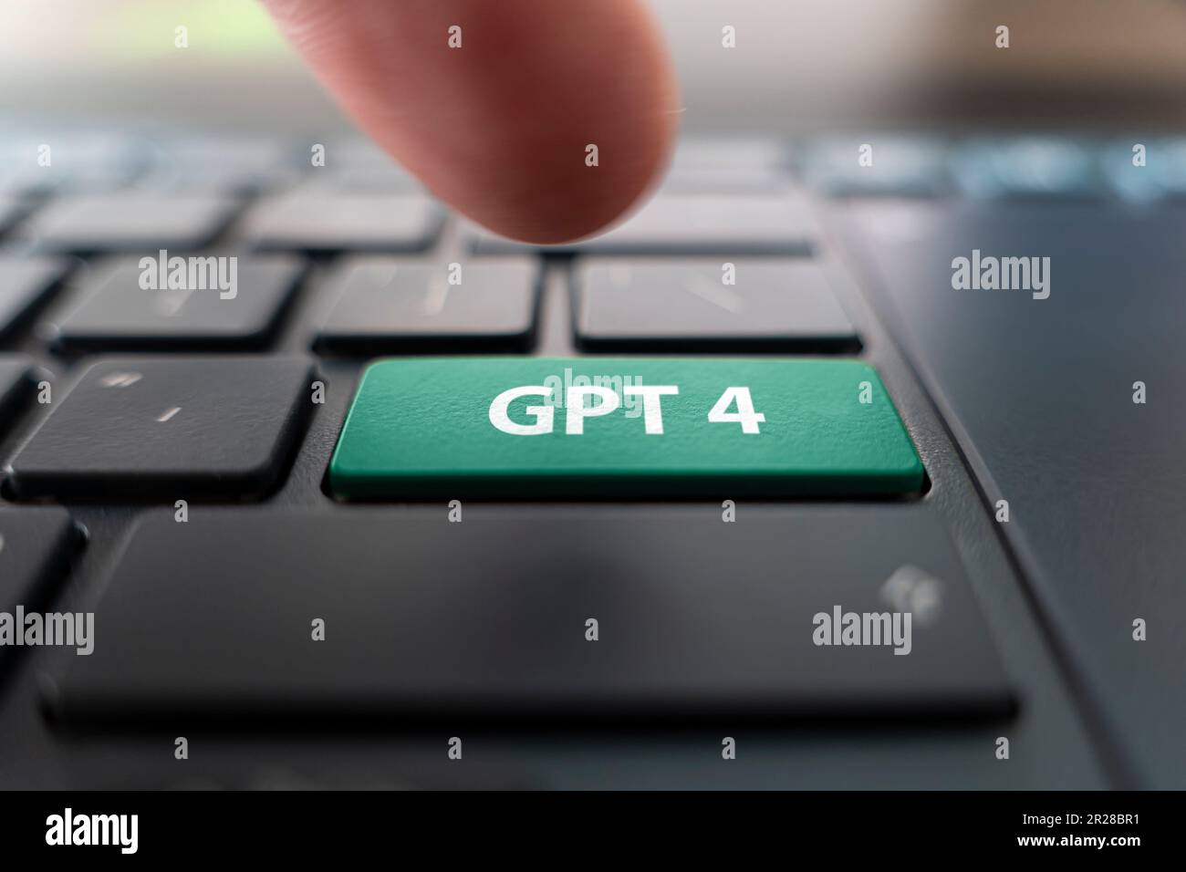 GPT 4 über die Tastaturtaste. Chatten Sie mit KI oder künstlicher Intelligenz. Von Open AI entwickelter Chatbot. Ein neues neuronales Netzwerk. Barnaul. Russland März 28, Stockfoto