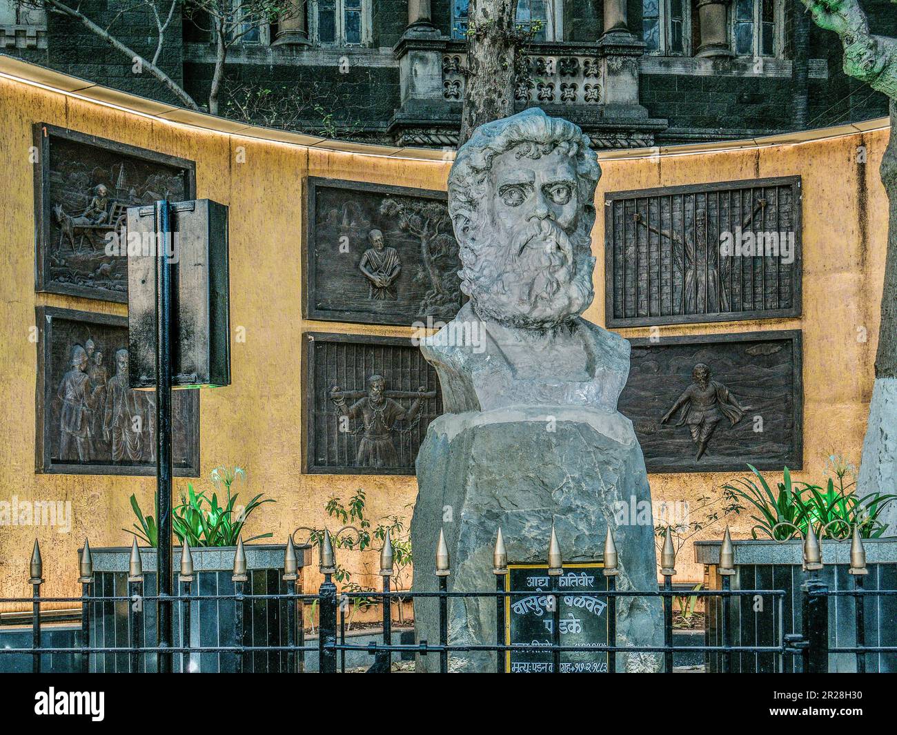 26-Mai-2018 Statue von Vasudev Balwant Phadke war ein indischer Unabhängigkeitsaktivist und Revolutionär in Dhobitalao Mumbai Maharashtra INDIEN Stockfoto