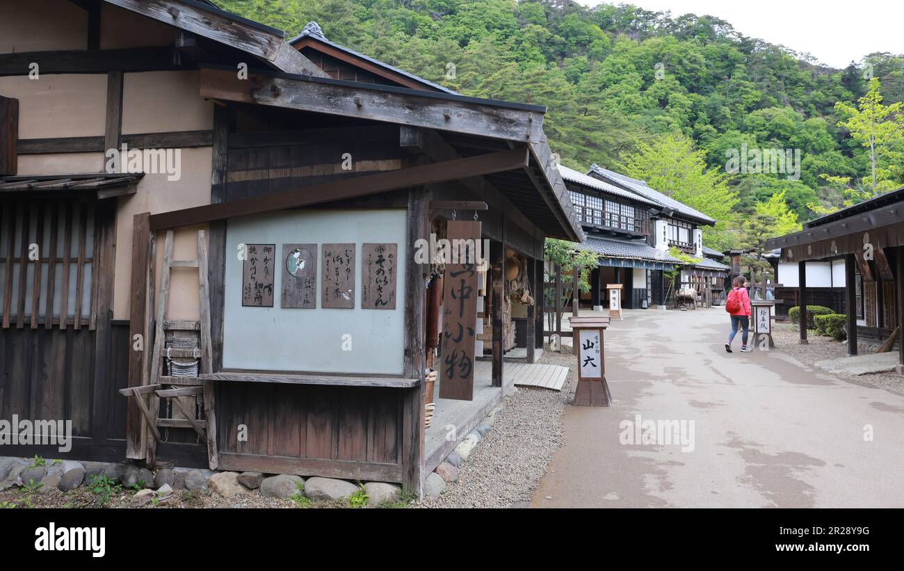 Kinugawa Onsen, Japan Mai 1 2023: Edo Wonderland Nikko Edomura ist einer der berühmten Freizeitparks in Kinugawa Onsen, Japan. Es ist ein historischer Freizeitpark Recrea Stockfoto