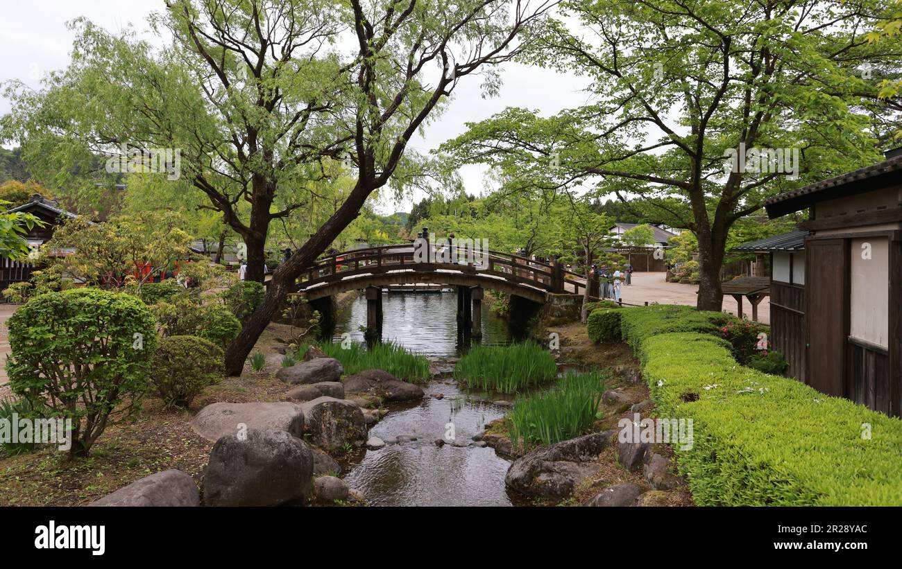 Kinugawa Onsen, Japan Mai 1 2023: Edo Wonderland Nikko Edomura ist einer der berühmten Freizeitparks in Kinugawa Onsen, Japan. Es ist ein historischer Freizeitpark Recrea Stockfoto