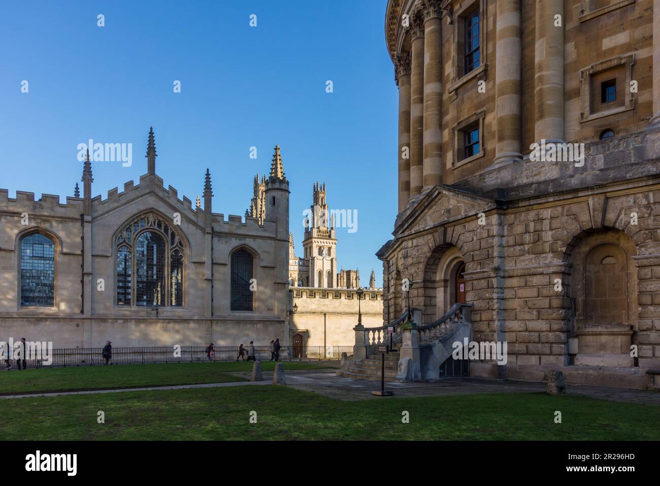 Radcliffe Camera & All Souls College, Oxford, Großbritannien Stockfoto