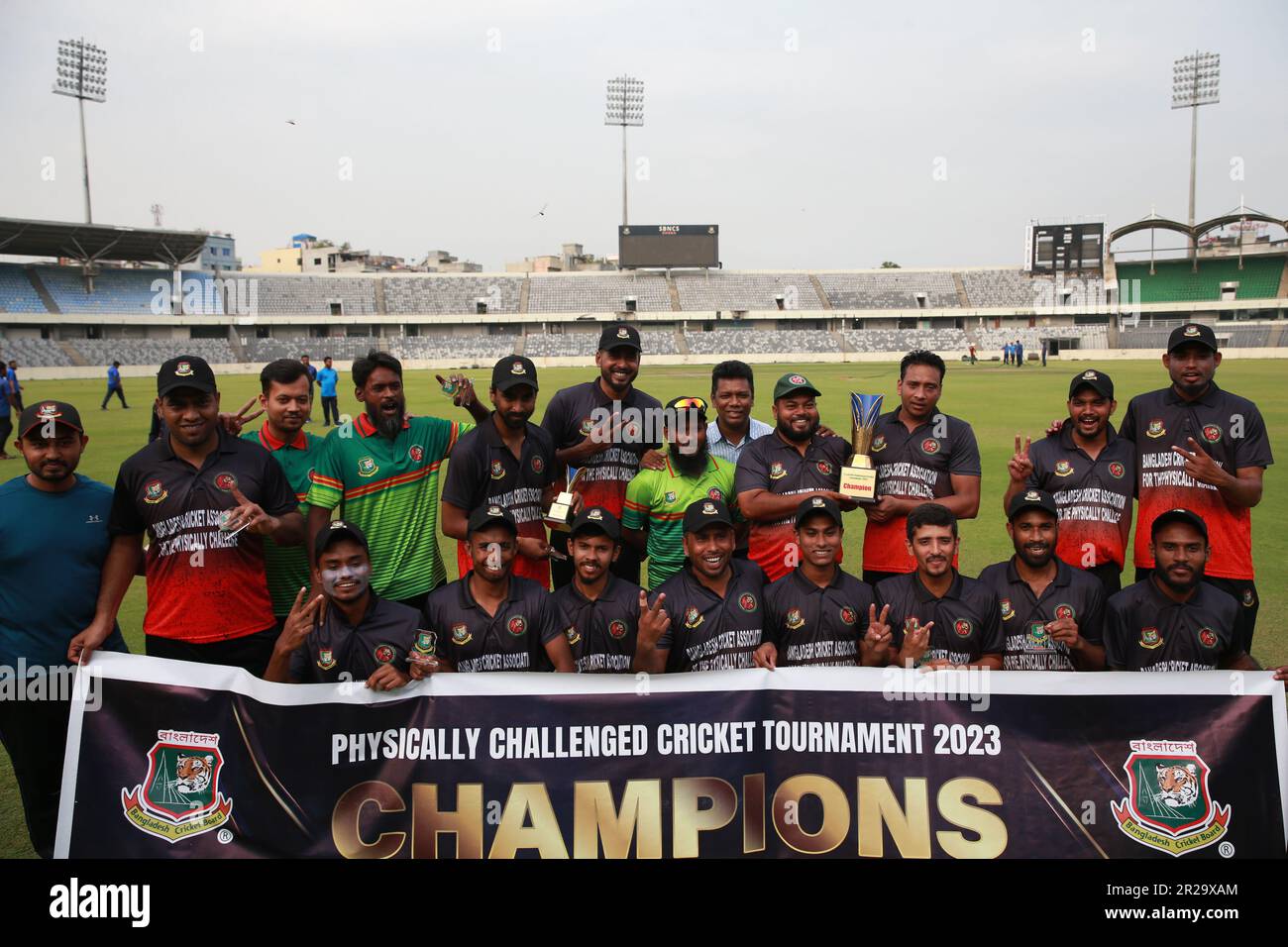 Körperbehinderte Cricket Tournament 2023: Spiel zwischen Bangladesh Cricket Association for the Physical Challenge und Unisurv Disabled Cricket T Stockfoto