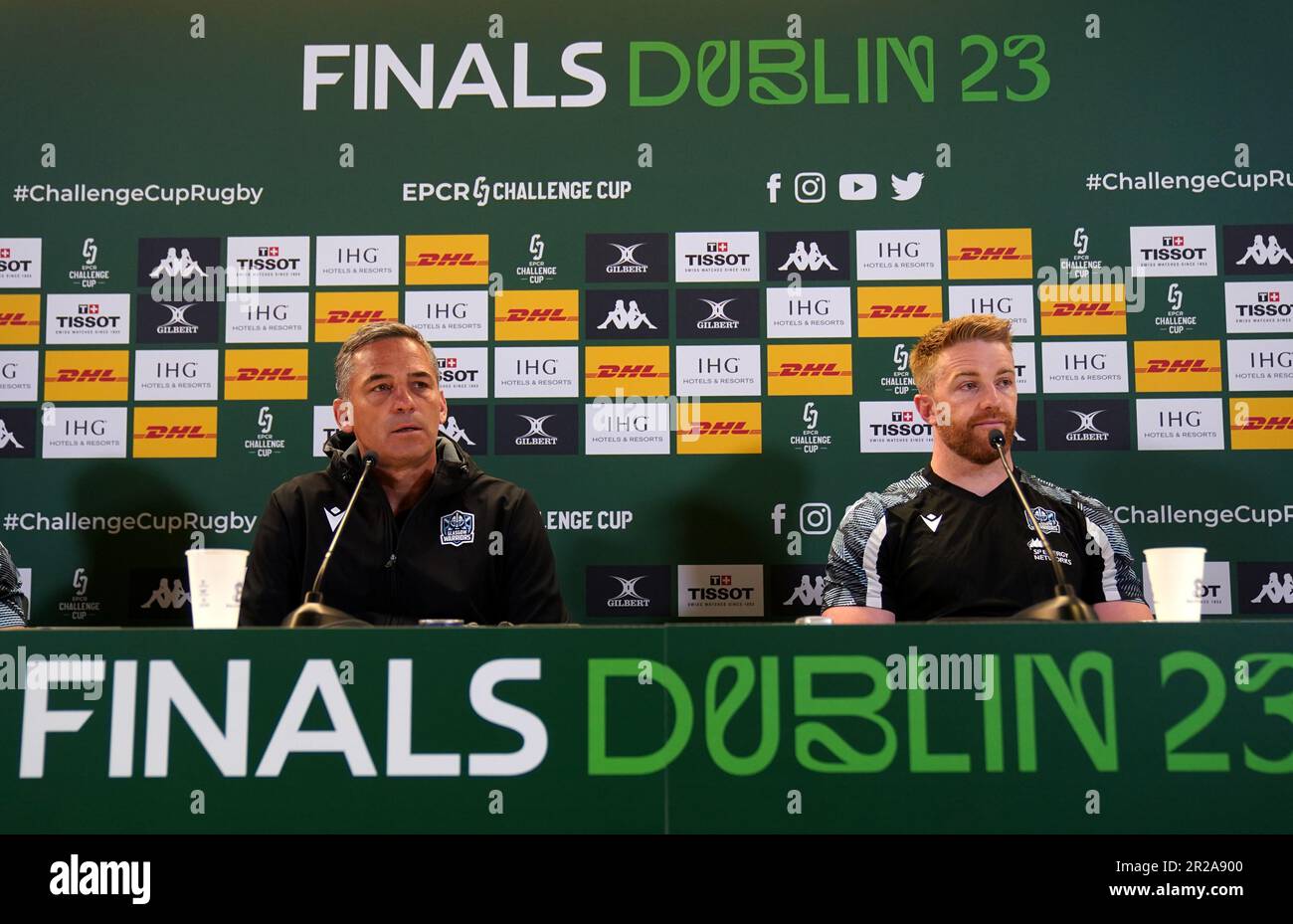 Glasgow Warriors' Head Coach Franco Smith (links) mit Kyle Steyn während einer Pressekonferenz im Aviva Stadium in Dublin, Irland. Foto: Donnerstag, 18. Mai 2023. Stockfoto