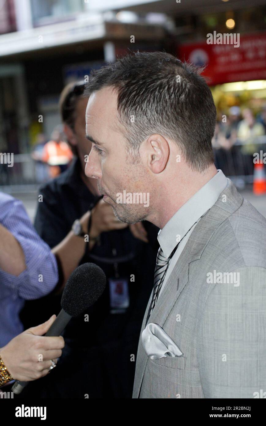 David wird im Billy Elliott, der musikalischen Premiere in Sydney im Capitol Theatre, zur Verfügung gestellt. Sydney, Australien. 13.12.07. Stockfoto