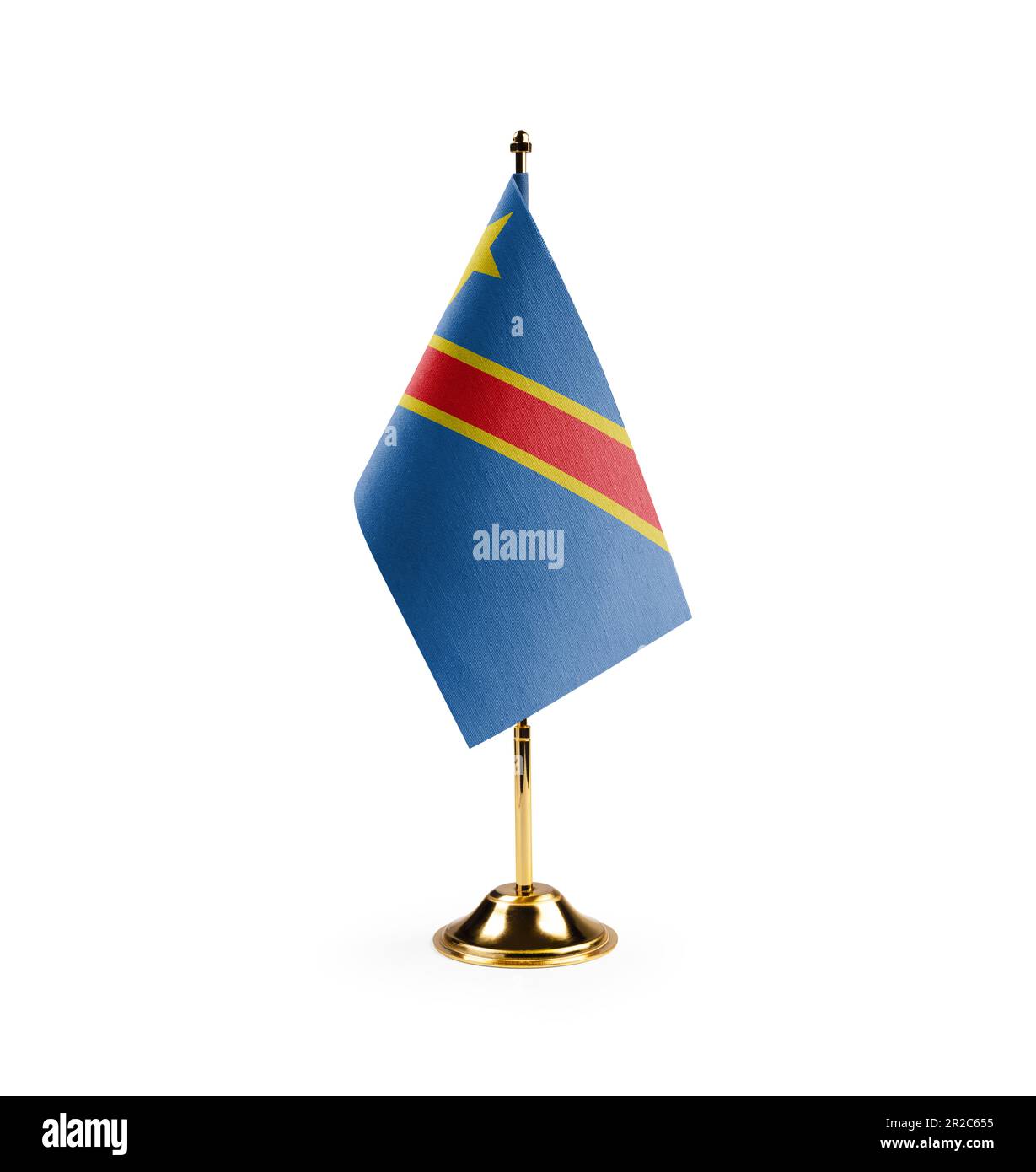 Kleine Staatsflagge der Demokratischen Republik Kongo auf weißem Hintergrund. Stockfoto